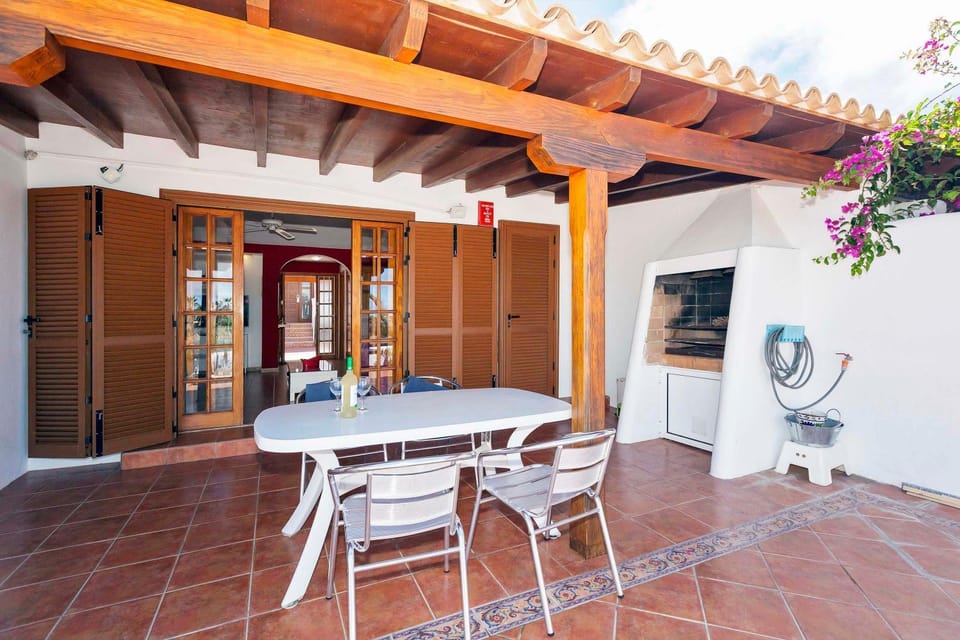 Patio, BBQ facilities, Balcony/Terrace, Dining area