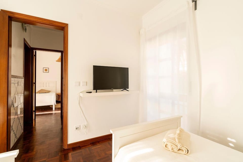 Ericeira Paradise - YOGA included Bed and Breakfast in Ericeira