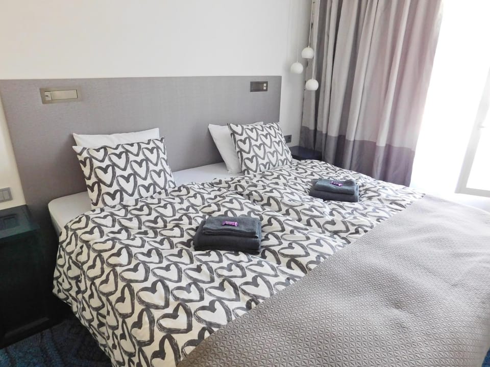 Bed, View (from property/room)