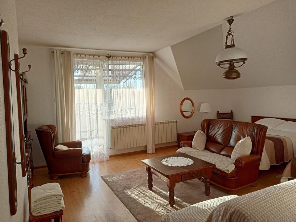 Willa Rosa Chalet in Masovian Voivodeship