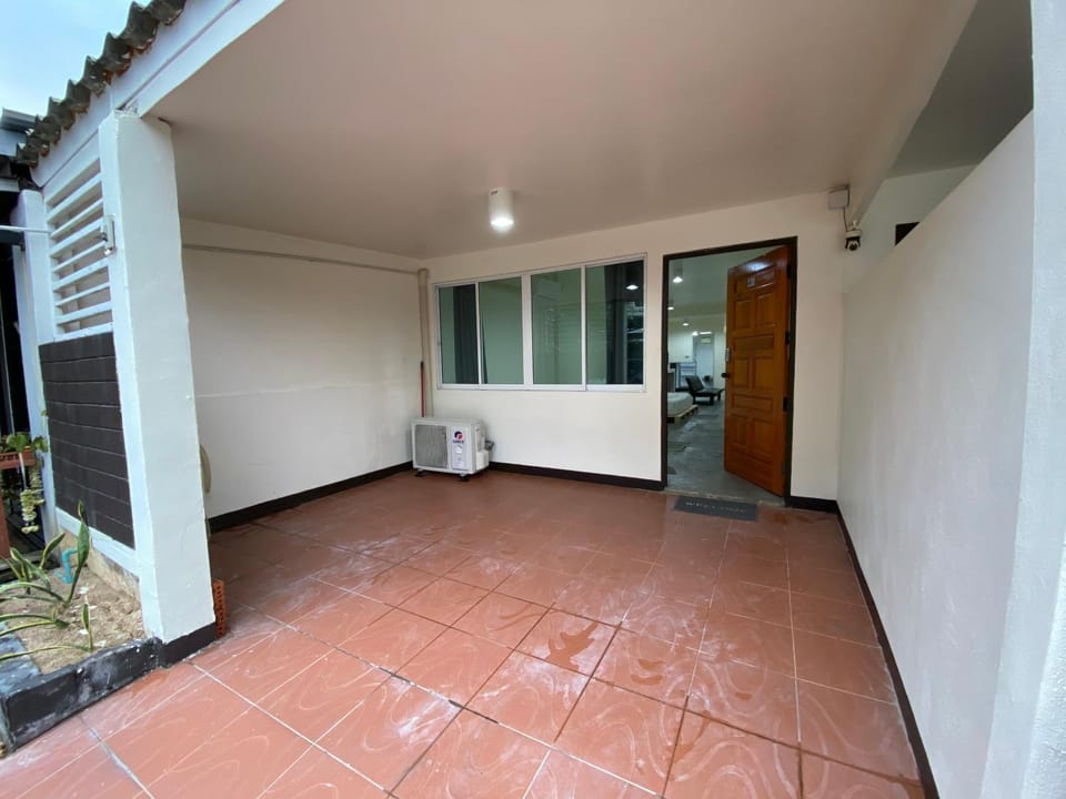 Patio, Balcony/Terrace, Balcony/Terrace