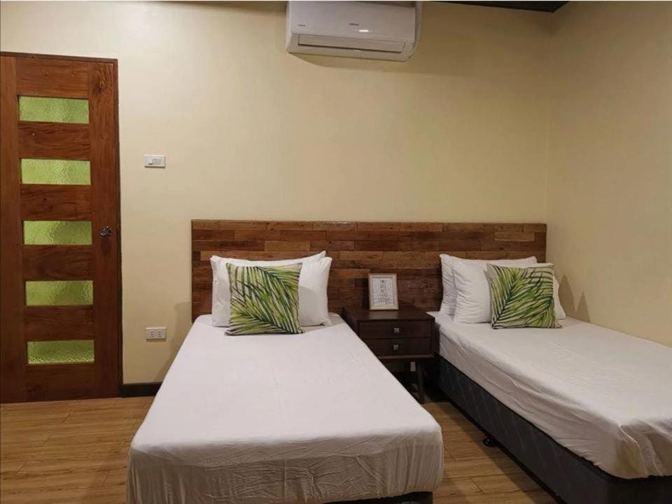 Alona Vikings Lodge Resort in Panglao