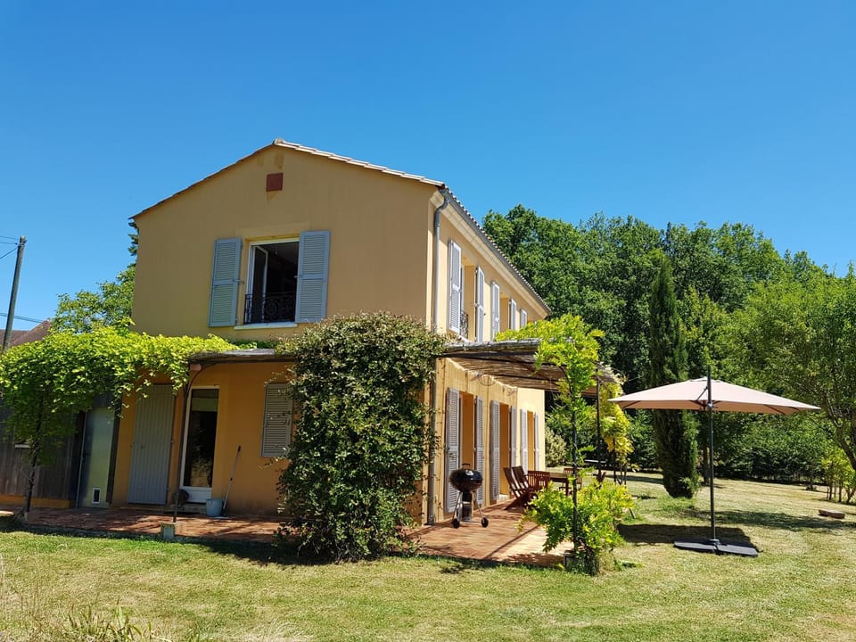 Property building, Balcony/Terrace