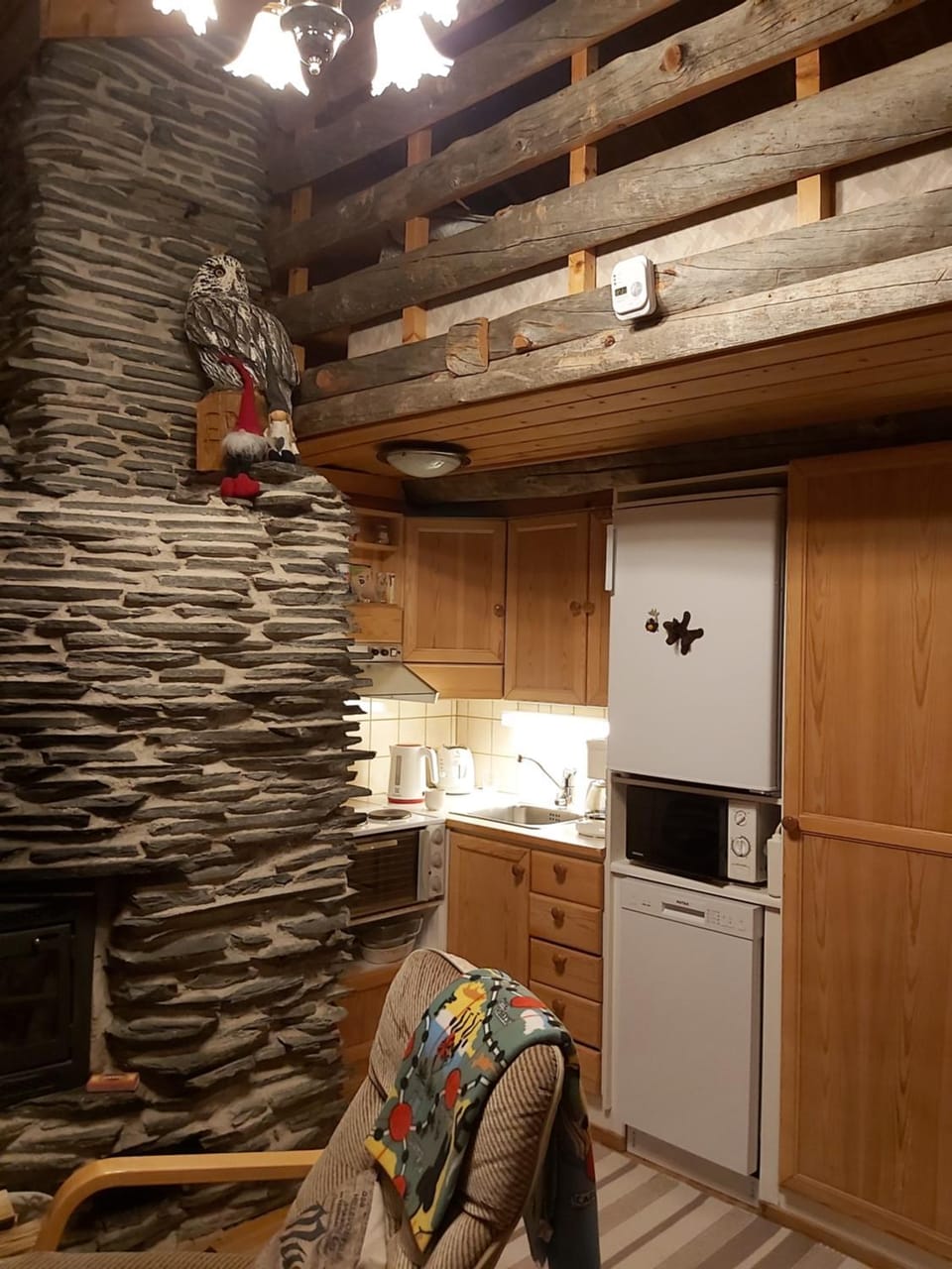Kitchen or kitchenette, Living room, Seating area