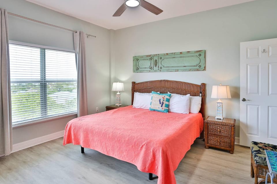 607 - Madeira Bay Resort House in Madeira Beach