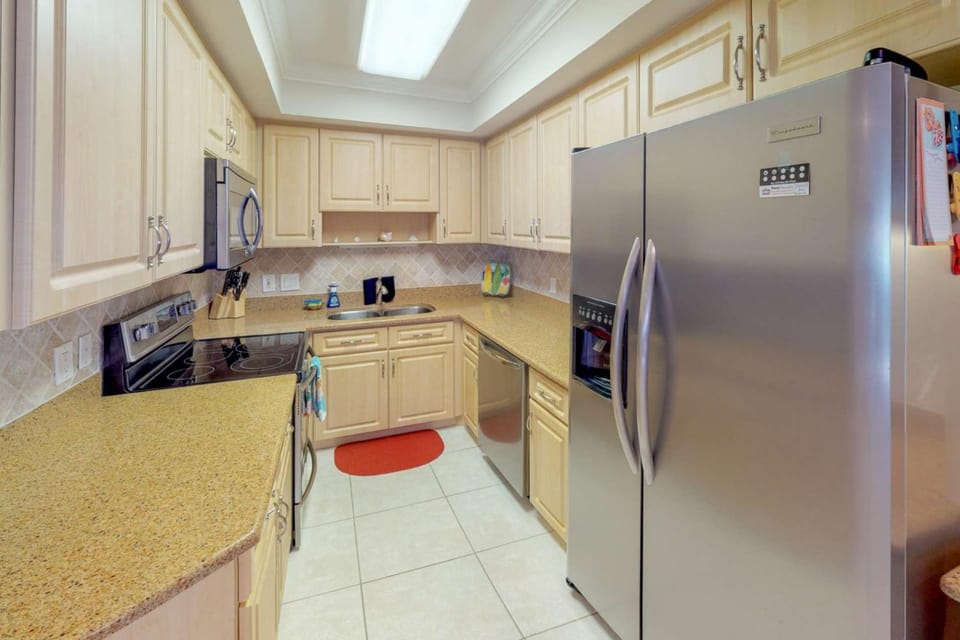 405 - Chambre House in Madeira Beach