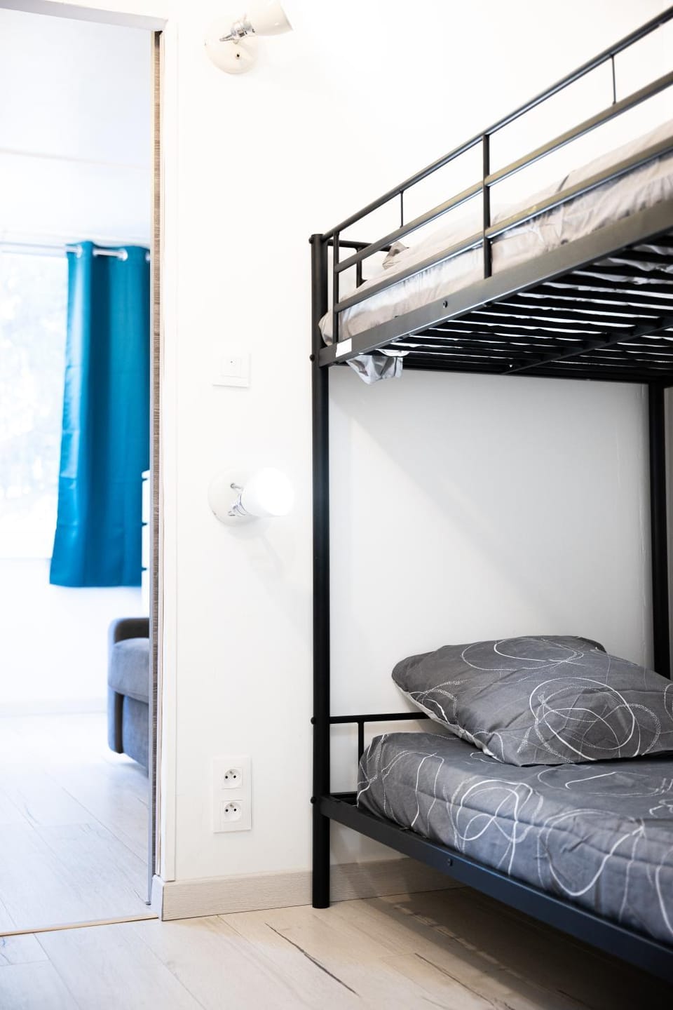 Night, bunk bed