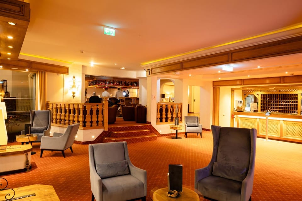 Lobby or reception, Lounge or bar
