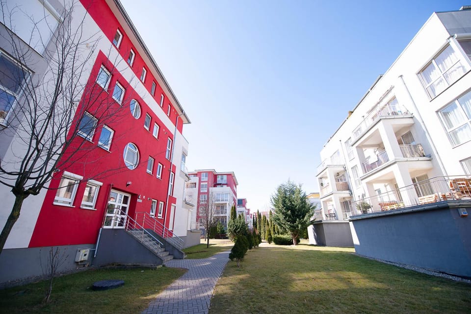 Property building, Facade/entrance