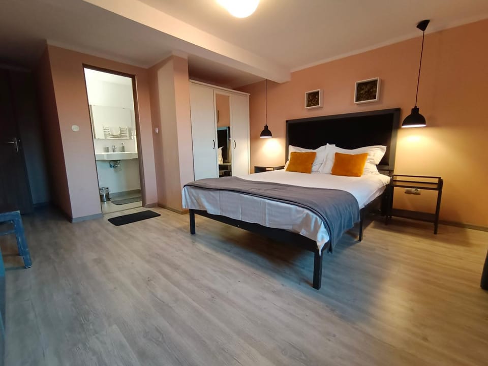 PIF Apart Livada Postei Apartment in Brasov