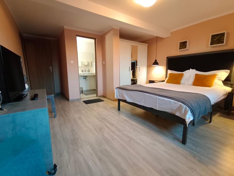 PIF Apart Livada Postei Apartment in Brasov