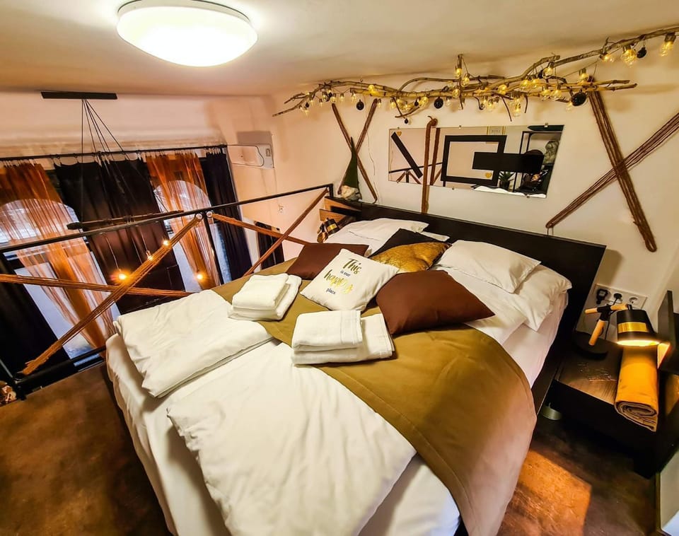 Rustic flat with perfect location Apartment in Budapest