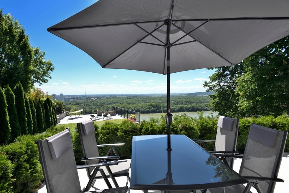 View (from property/room), River view, sunbed