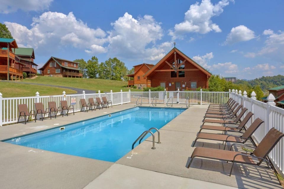 Whispering Creek #302 House in Pigeon Forge