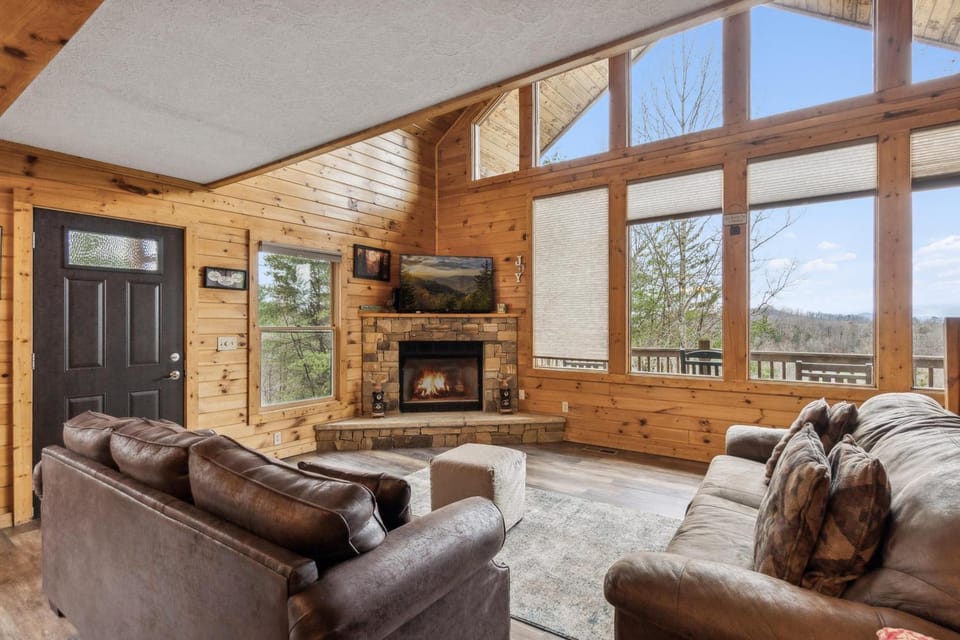 A Smoky Mountain Dream #291 House in Sevier County