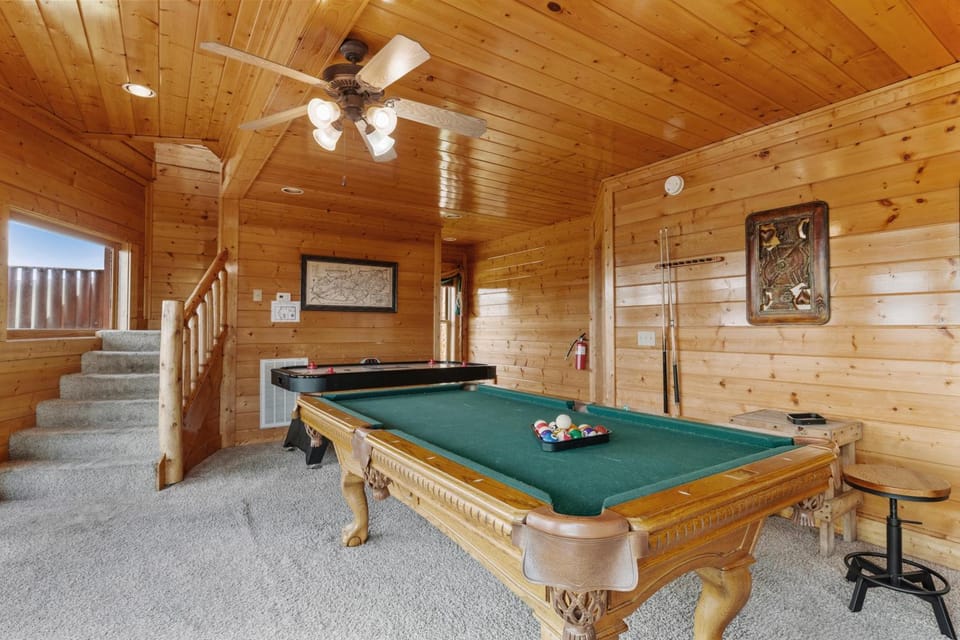 Tennessee Treasure #232 House in Sevier County