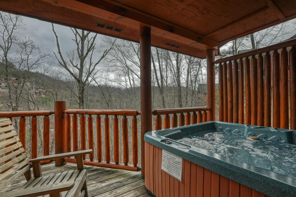 Kissing Retreat #269 House in Sevier County