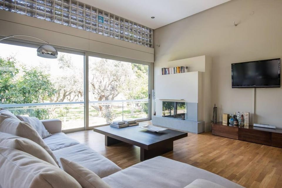 Studio Rio Unique space with garden and garage House in Peloponnese, Western Greece and the Ionian