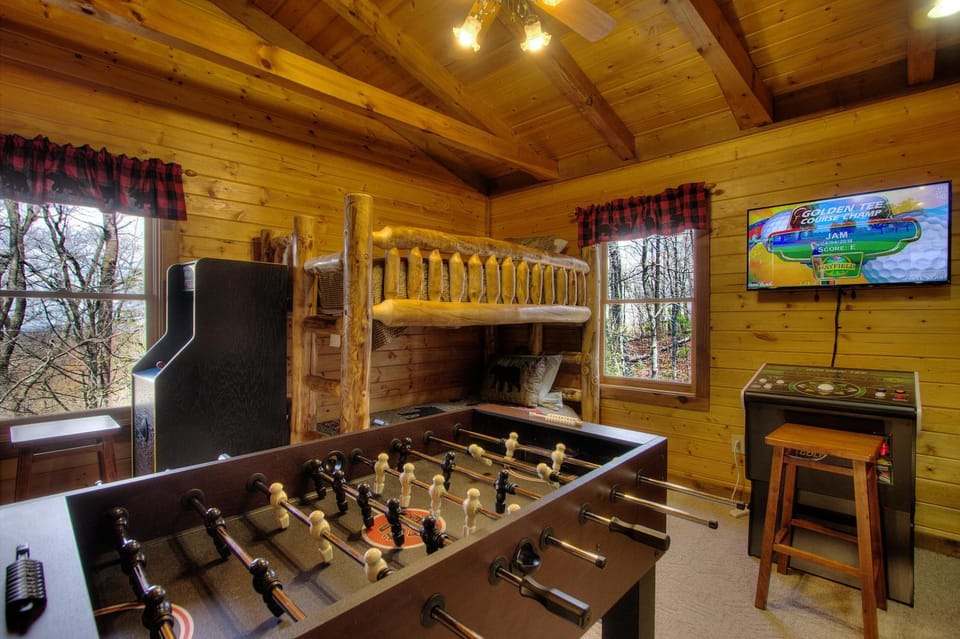 Almost Heaven #205 House in Gatlinburg