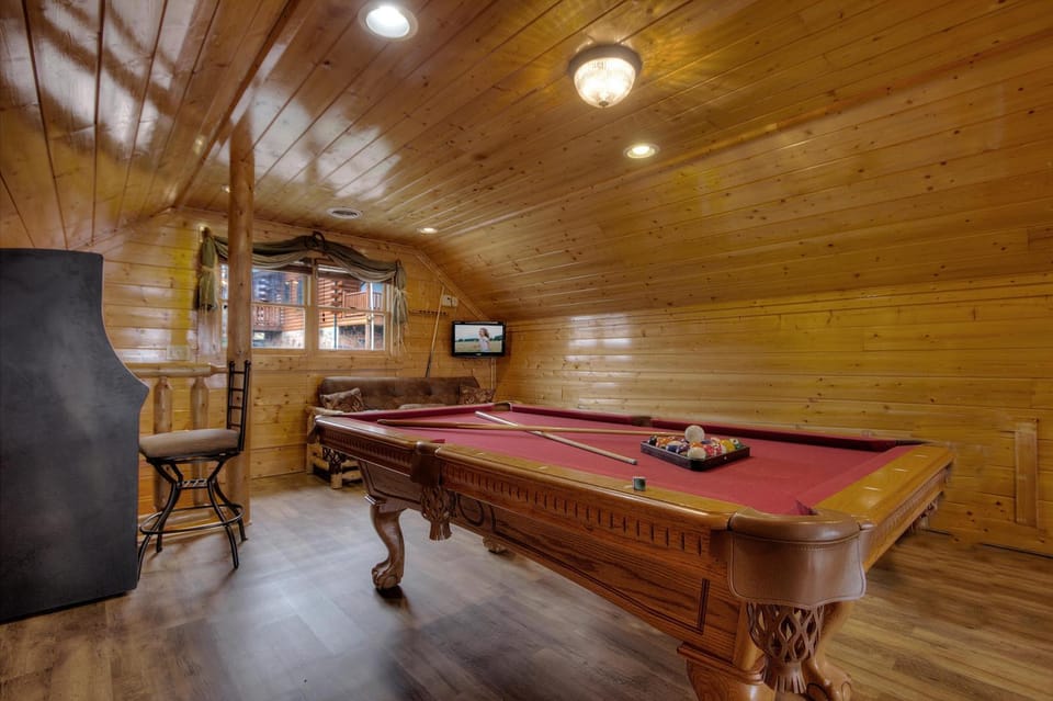 Lasting Impressions #240 House in Sevier County