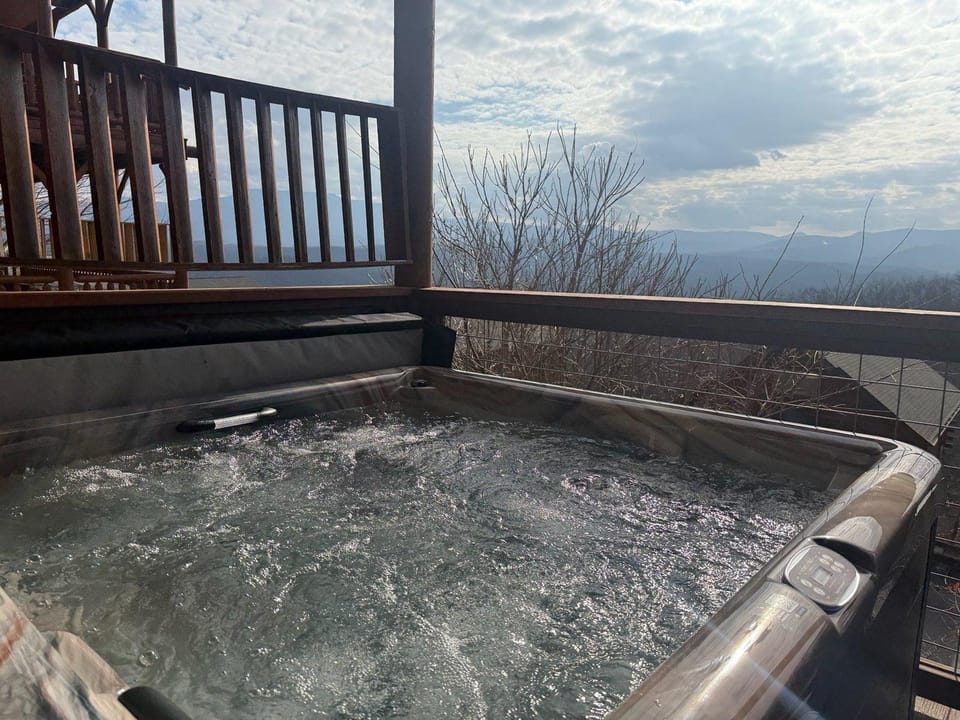 Lasting Impressions #240 House in Sevier County