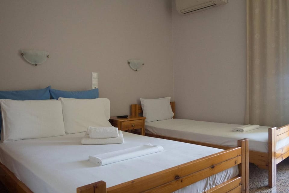 Kochili Apartments Bed and Breakfast in Euboea