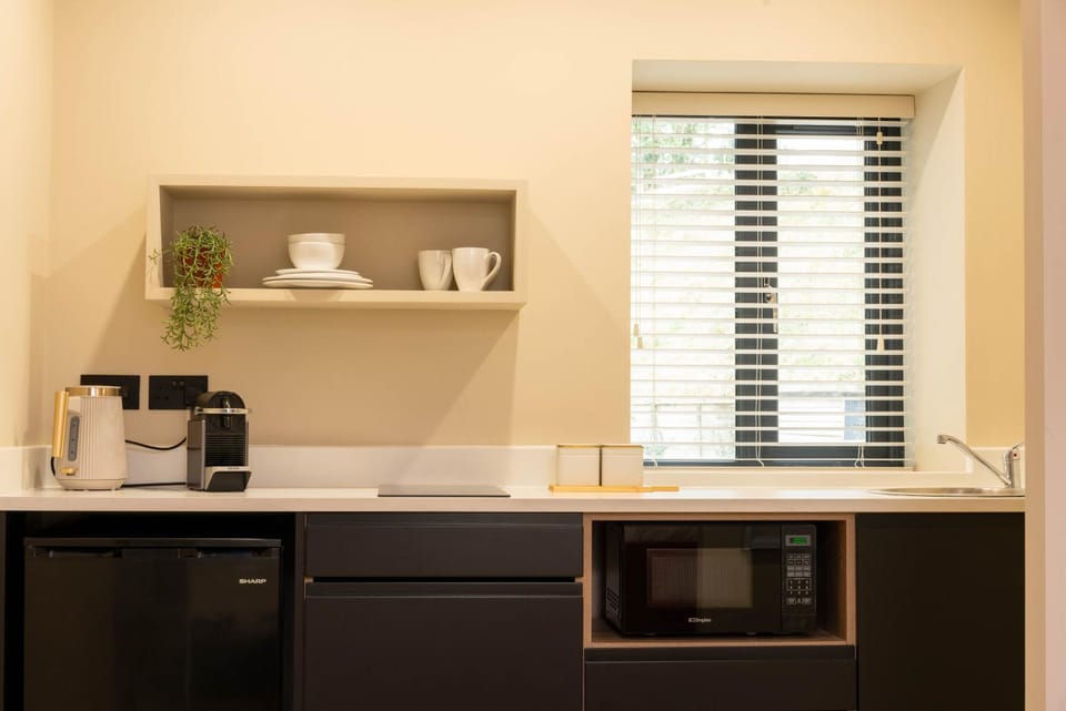 Coffee/tea facilities, Kitchen or kitchenette