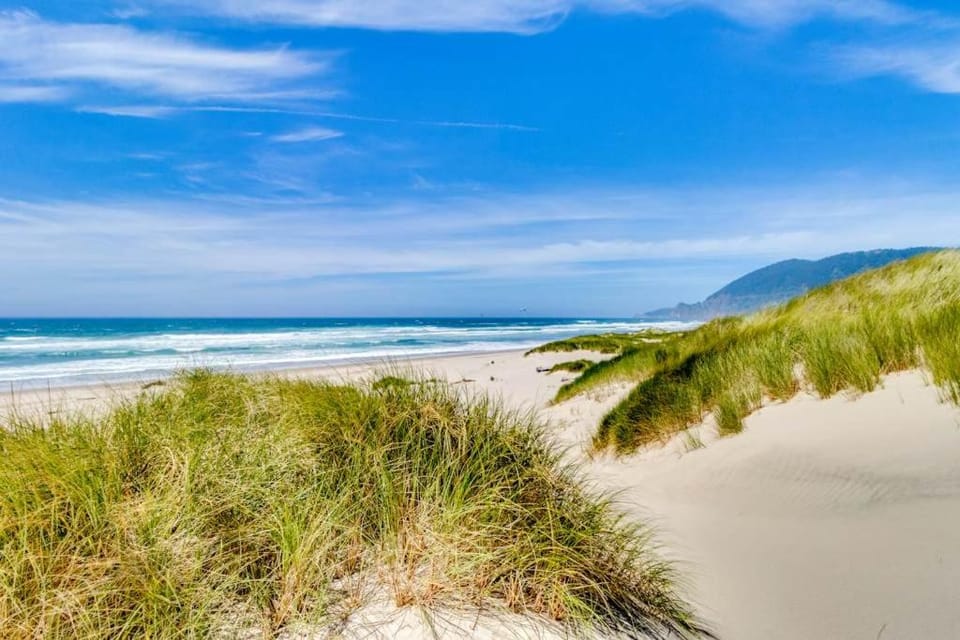 Hallie Hideaway (MCA #329) House in Manzanita