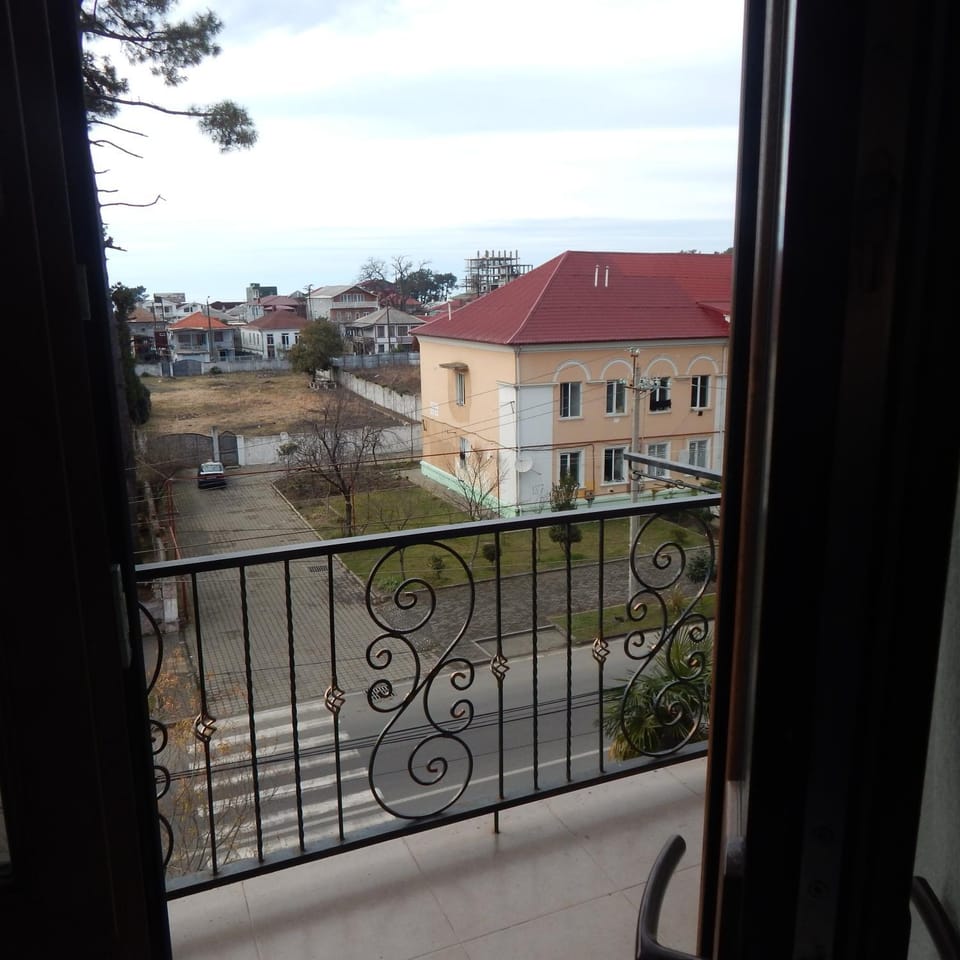 Balcony/Terrace, City view, Street view