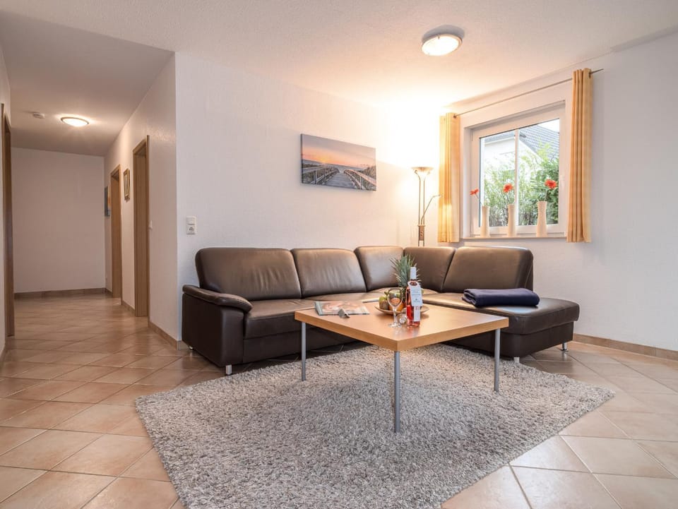 Schulstraße FeWo S2 (EG links) Apartment in Prerow