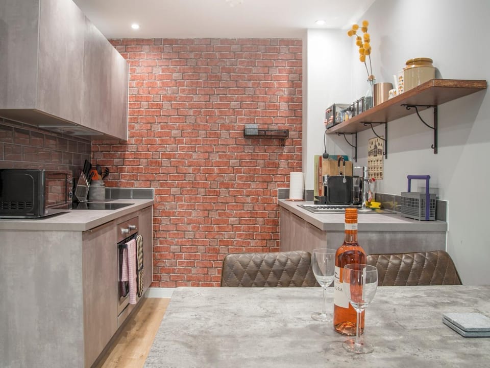 New modern Apt in the City & close to Stadiums - Pass the Keys Apartment in Cardiff
