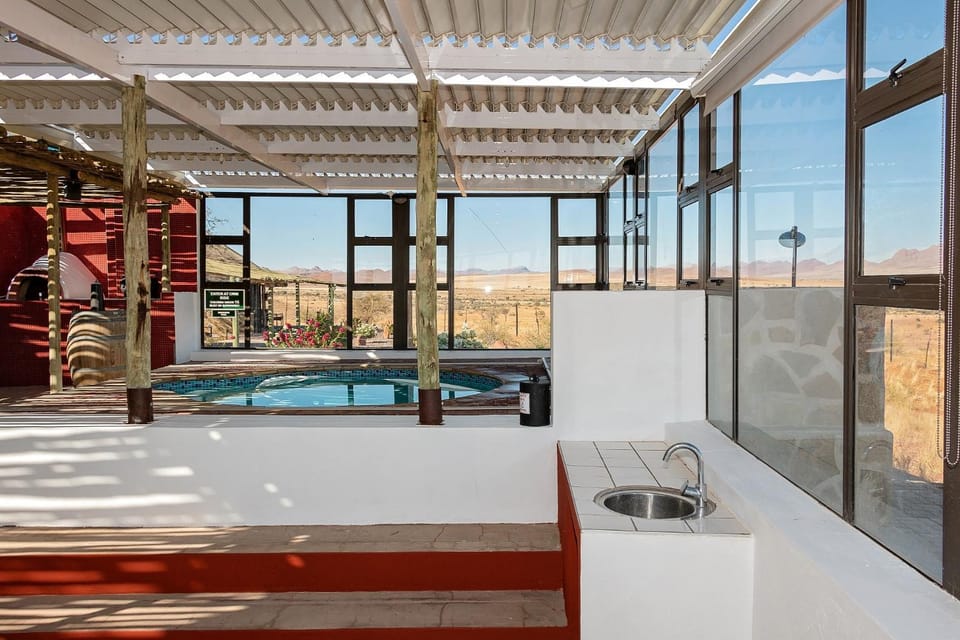 Lounge or bar, Seating area, Dining area, Swimming pool