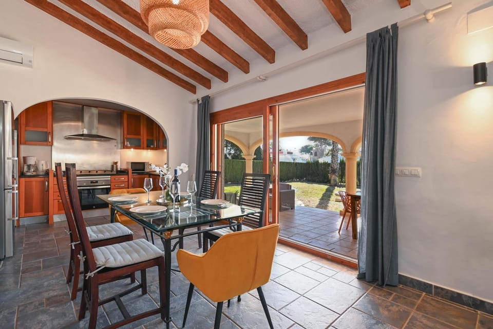 Other, Dining area