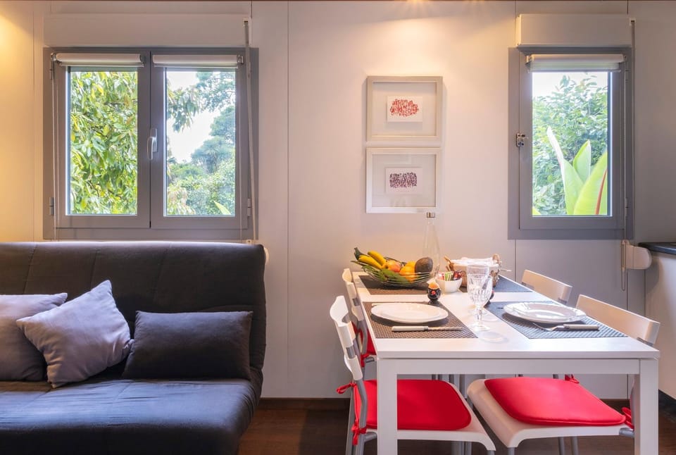Casa das Clivias Bed and Breakfast in Ponta Delgada