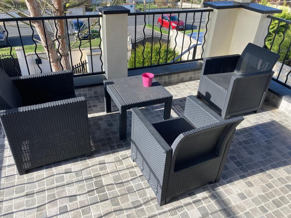 Patio, Day, View (from property/room), Balcony/Terrace, Dining area, Sunset