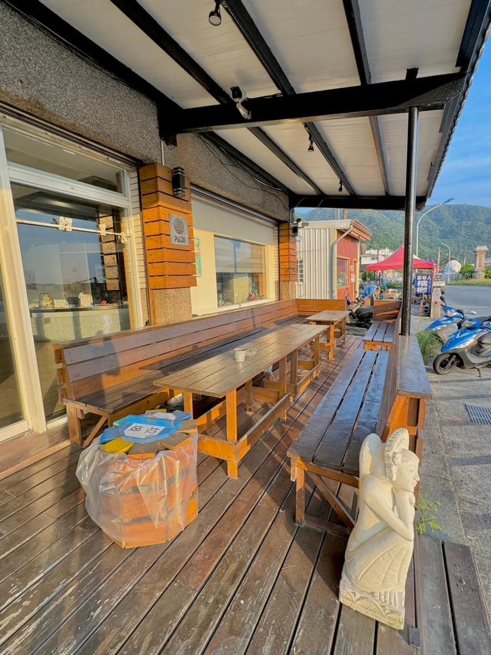 Patio, Natural landscape