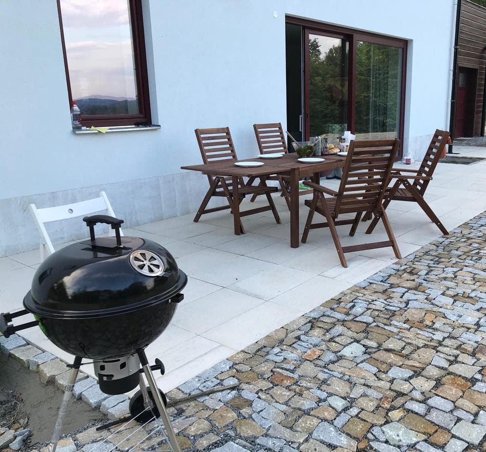 BBQ facilities, View (from property/room), Balcony/Terrace