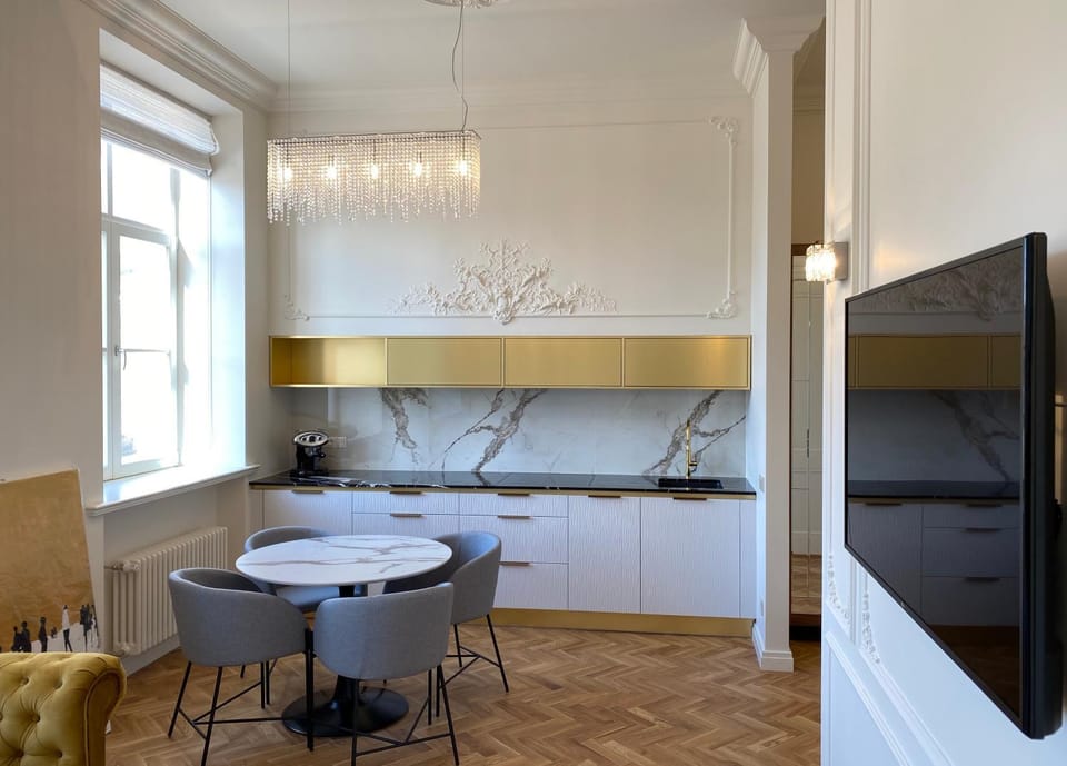 Coffee/tea facilities, Kitchen or kitchenette, Dining area