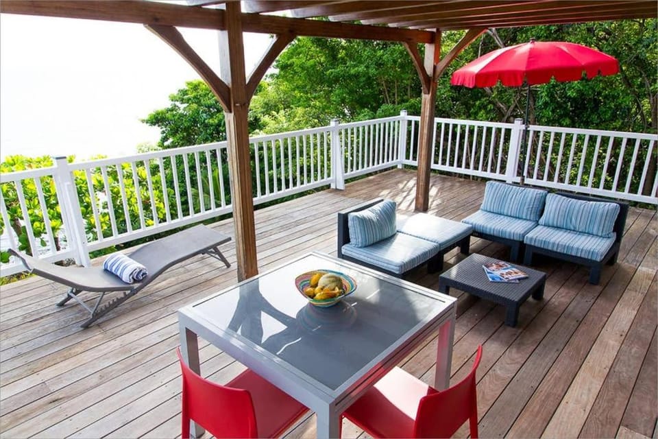 Balcony/Terrace, Decorative detail
