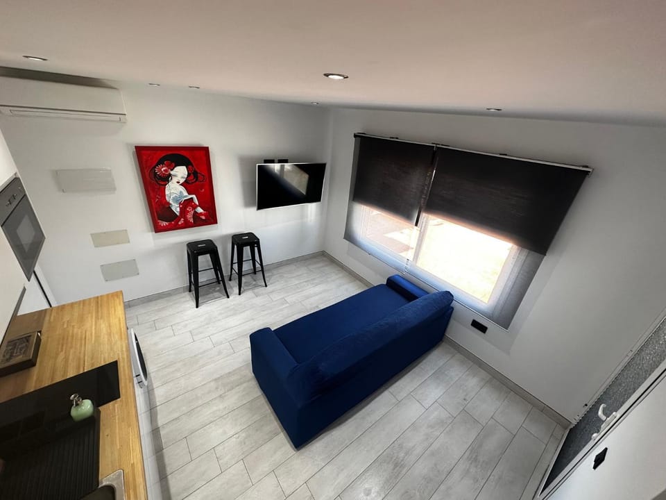 TV and multimedia, Living room, Dining area