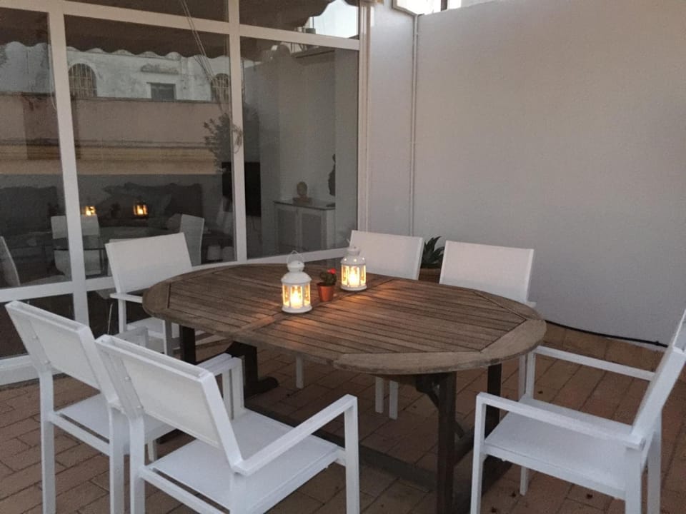 Balcony/Terrace, Dining area