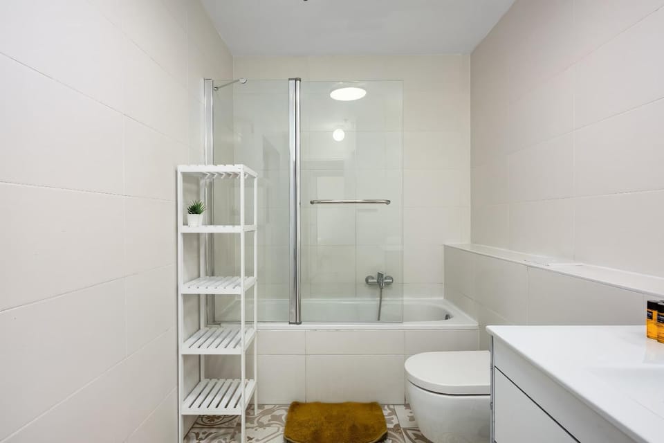 Toilet, Bathroom, Bath