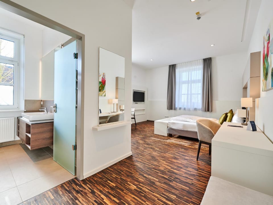 Bathroom, Bedroom