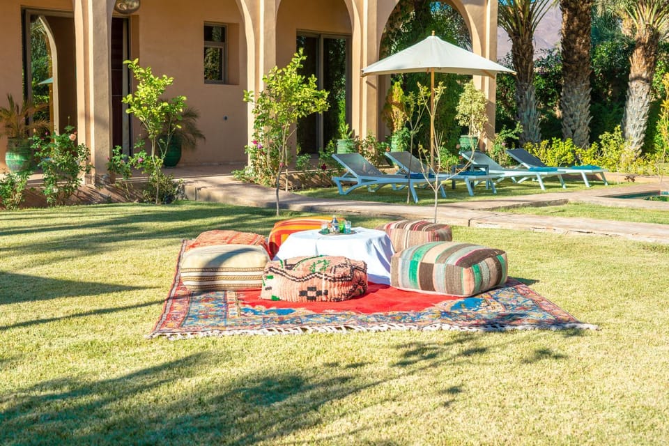 Property building, Garden, Garden