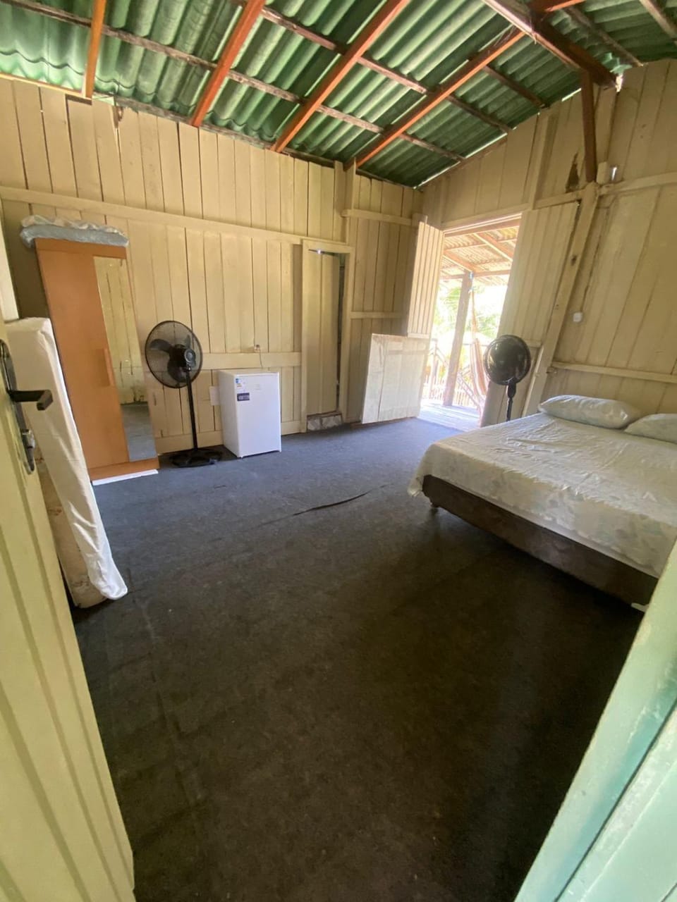 HOSTEL MAIANDEUA Bed and Breakfast in State of Pará