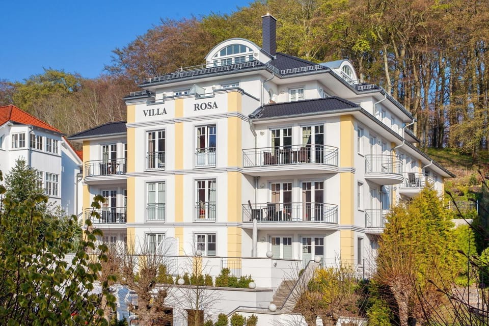 Villa Rosa Bellevue Apartment in Sellin
