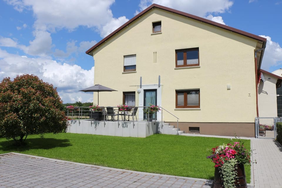 Property building, Staff, Parking