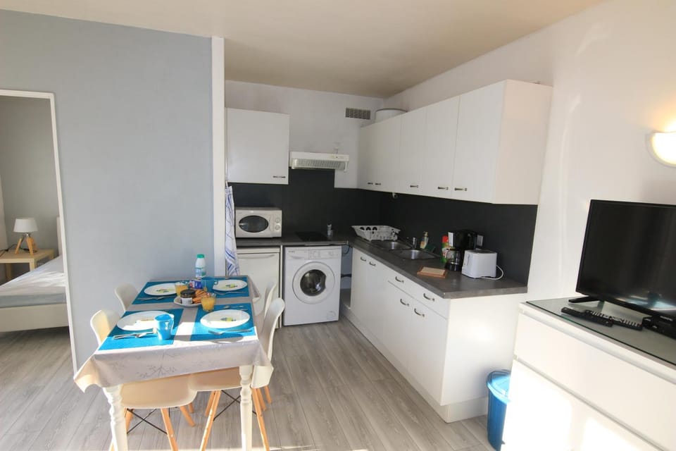 Appartement SOULAC SUR MER À 500 m de la plage N 2 Apartment in Soulac-sur-Mer