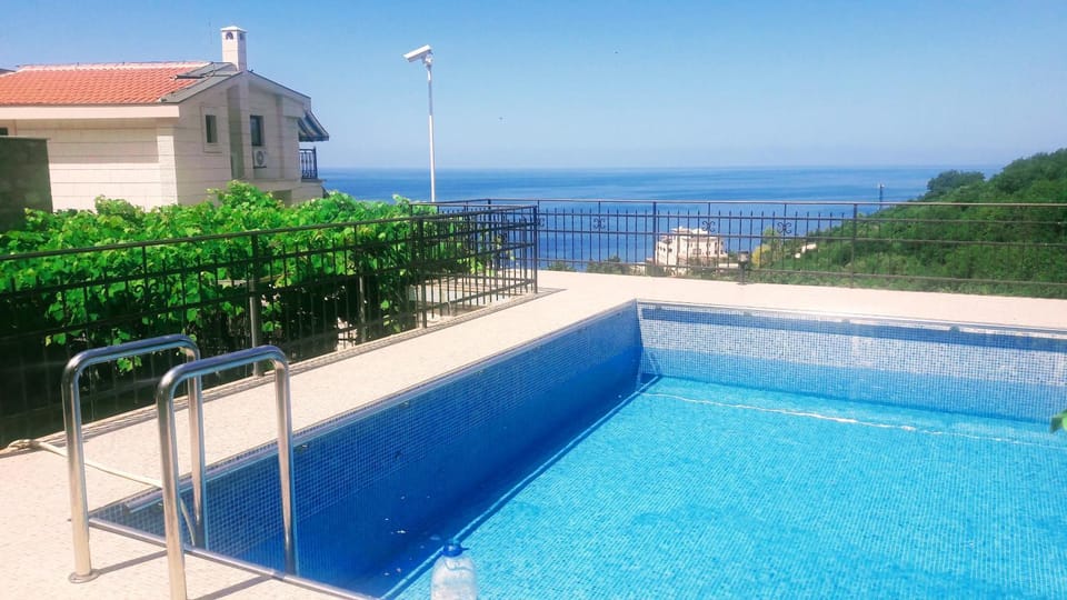 Pool view, Sea view, Swimming pool, Swimming pool