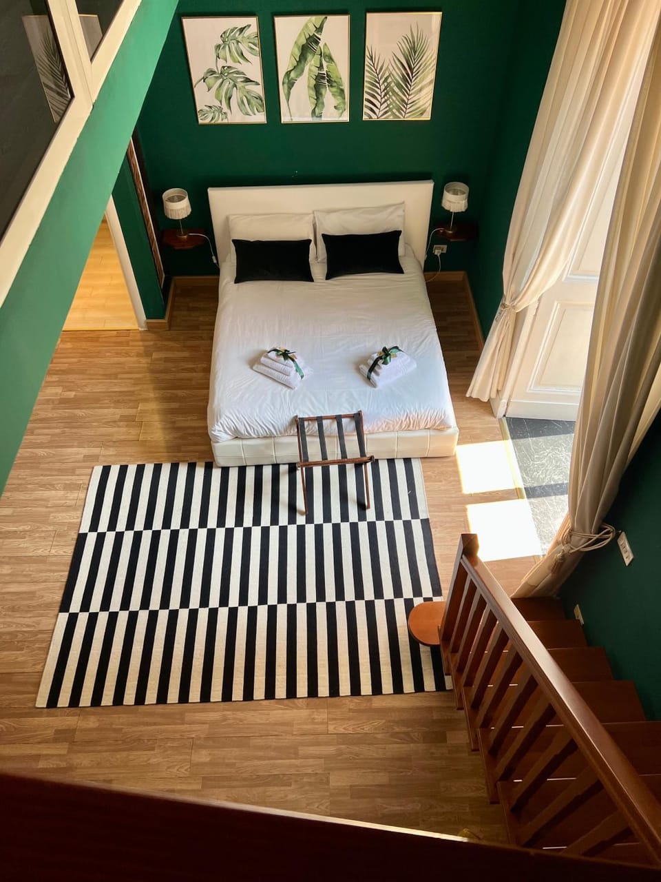 Bed, Photo of the whole room, Bedroom